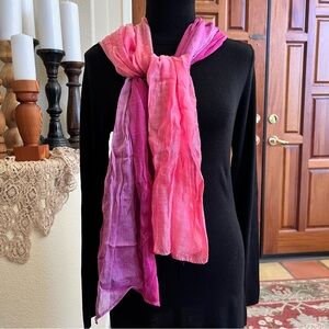 2 Chic Pink and Purple Ombre Scarf